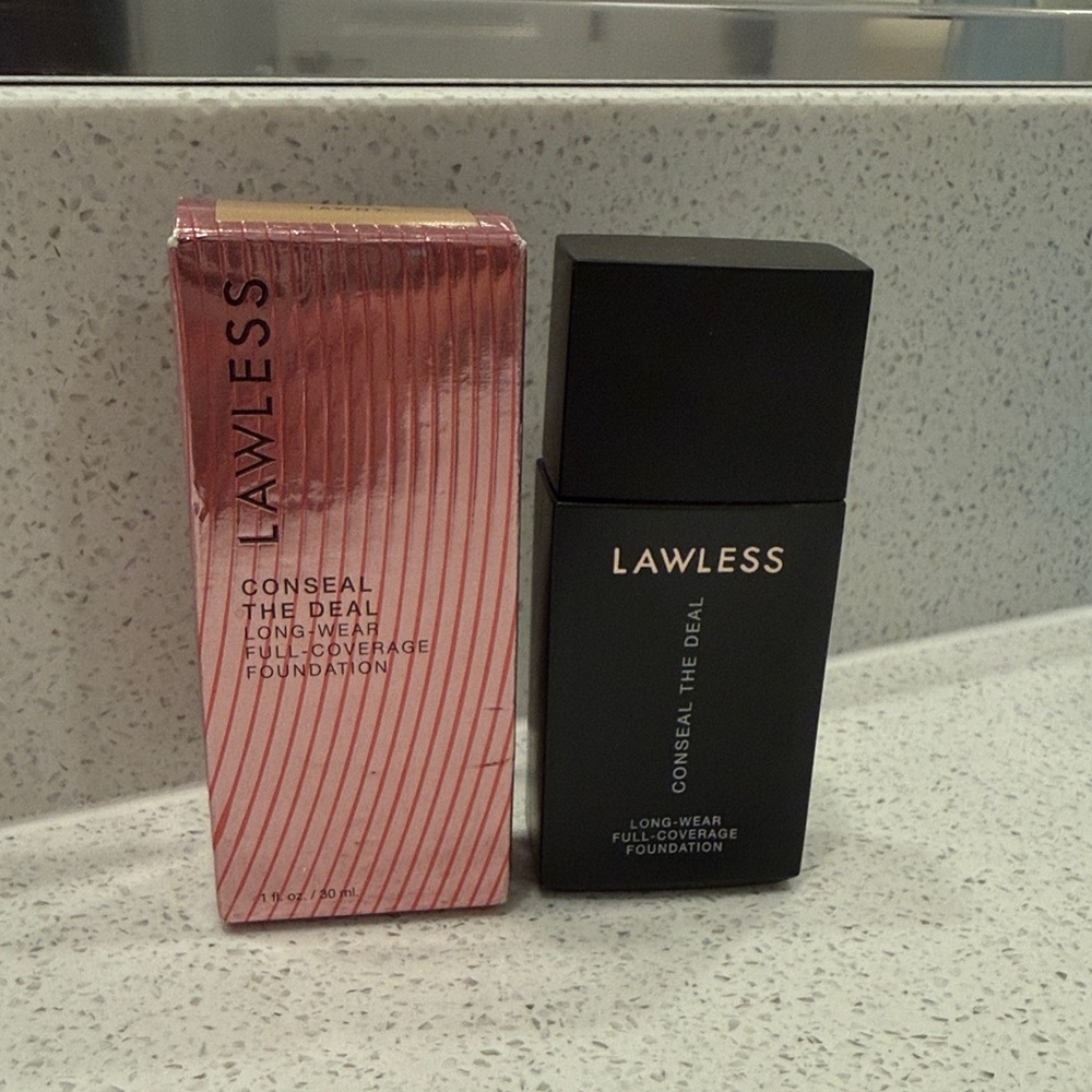 LAWLESS Conseal The Deal Long-Wear Foundation - Tawny